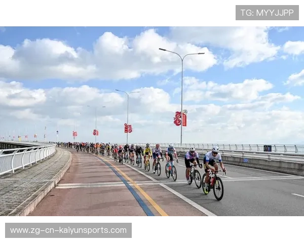 沿黄观光路国际自行车赛第二赛段落幕 中外骑手穿梭历史长卷,2021环中国国际公路自行车赛 沿黄观光路国际自行车赛第二赛段落幕 中外骑手穿梭历史长卷,2021环中国国际公路自行车赛