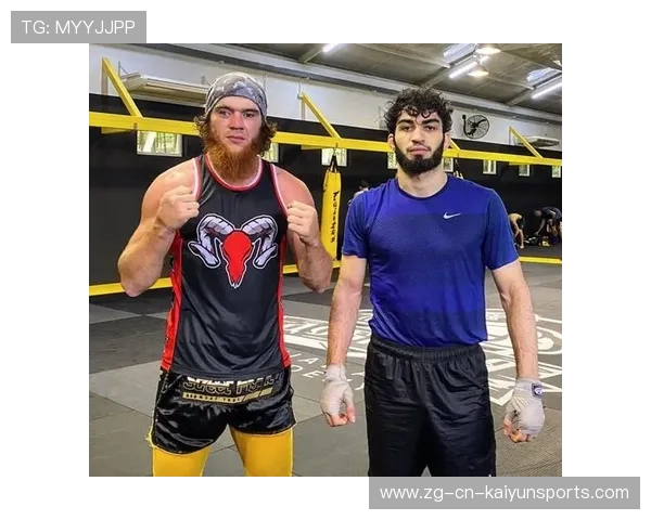 UFC地面技术演进：摔跤与柔术融合的新打法