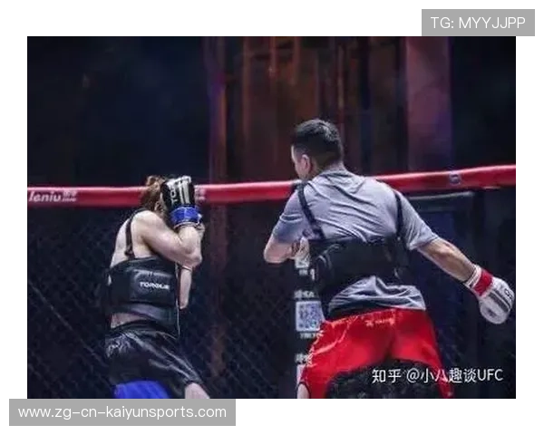 UFC连环组合拳太快，摄影机都糊掉画面